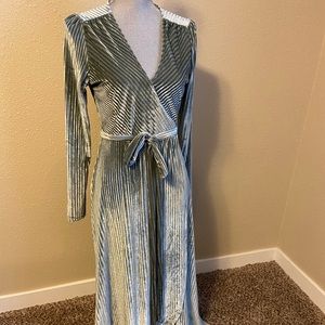 Baltic Born Jada Ribbed Velvet Wrap Dress Medium